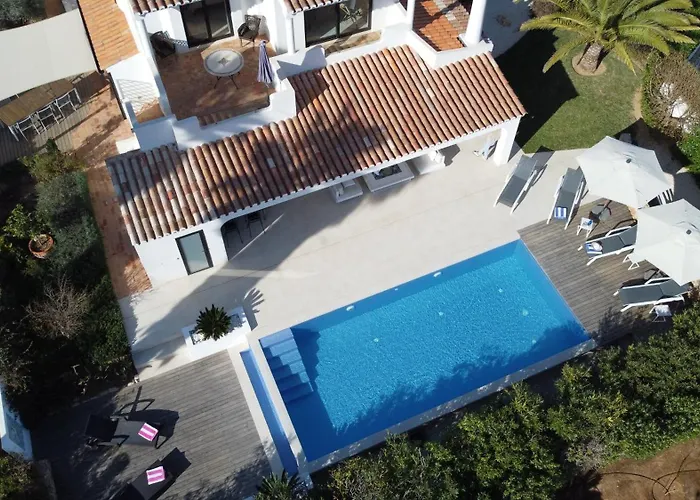 Casa Adelia * 卡武埃鲁